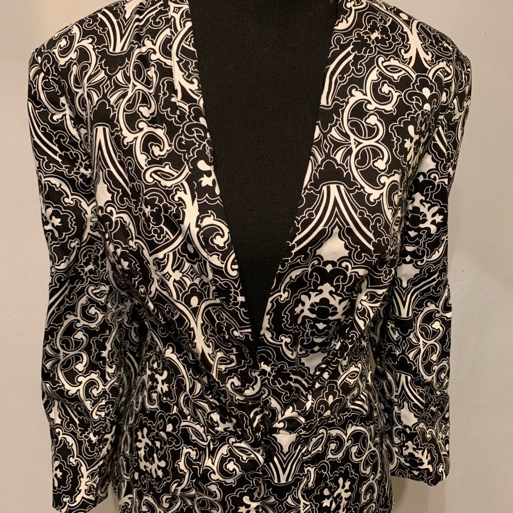B&W Blazer